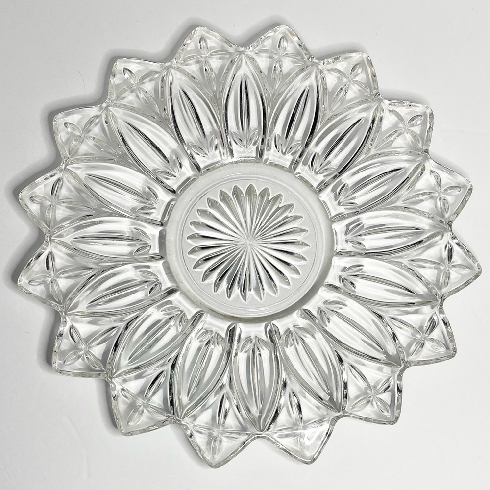 Vintage 1960s Pressed Federal Glass Petal Clear Sandwich Serving Plate Platter